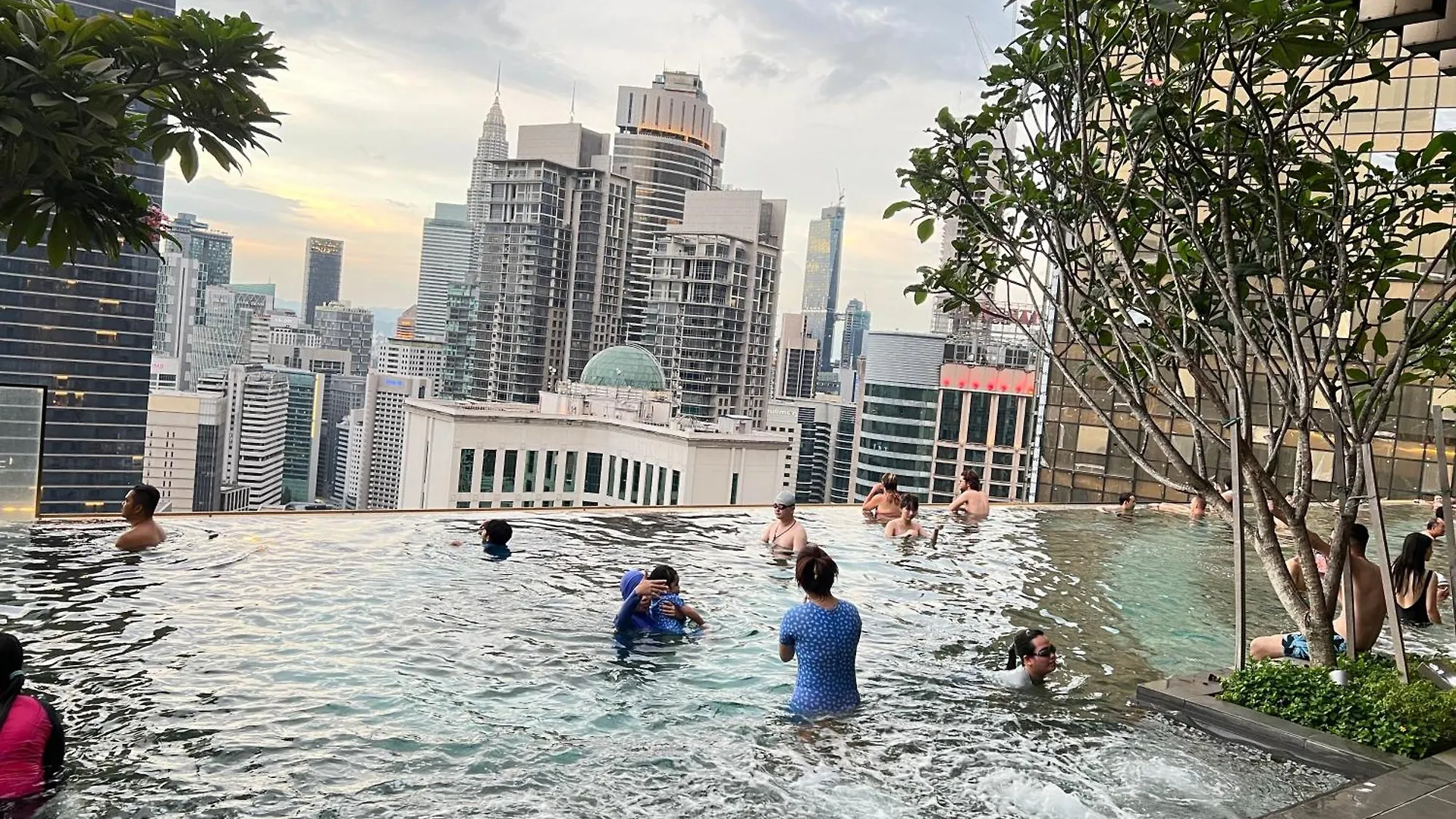Axon Suites Bukit Bintang Rooftop Swimming Pool Kuala Lumpur Apartmán